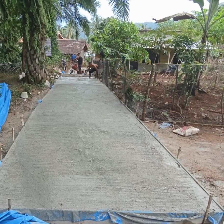 PEMBANGUNAN RABAT BETON
